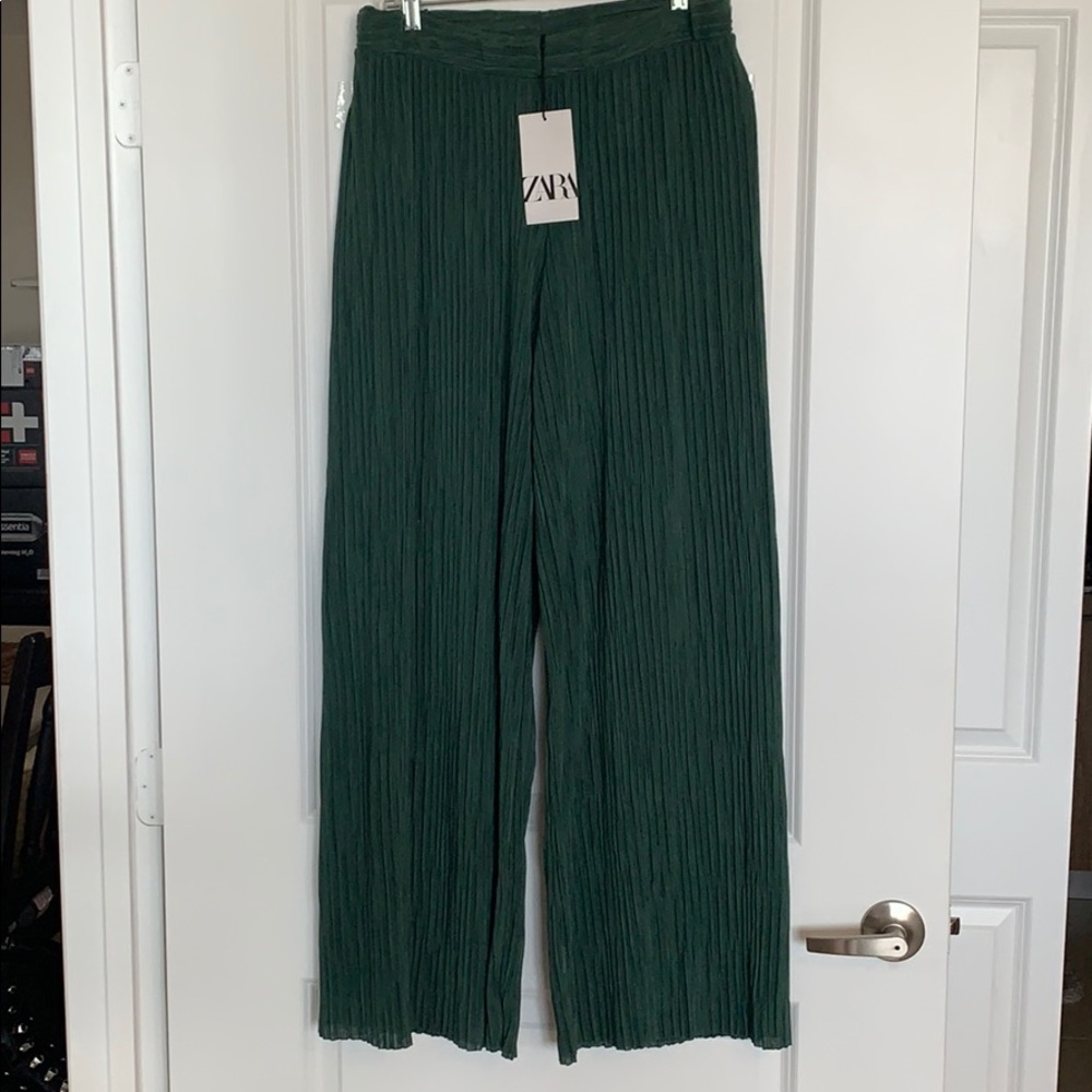 Zara Wide Leg Pants! Size L, NWT